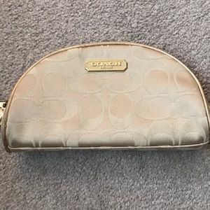 Coach Pouch